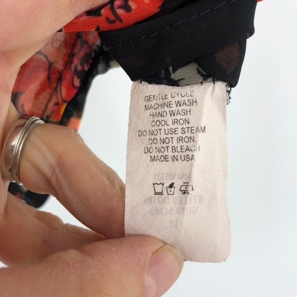 Charlotte Russo sheer sleeveless fall floral top - Picture 6 of 9